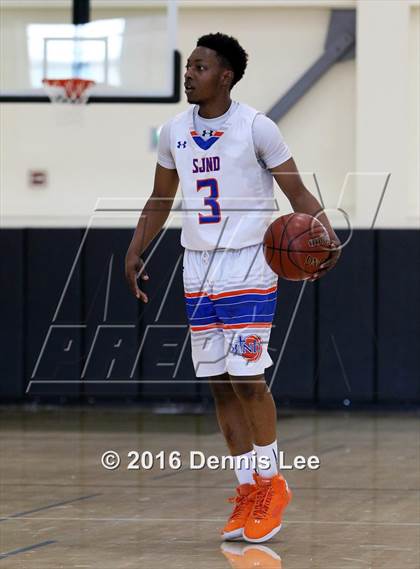 Thumbnail 1 in St. Joseph Notre Dame vs. Stuart Hall (CIF NorCal Regional D5 Final) photogallery.