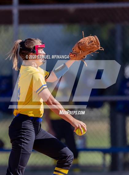 Thumbnail 3 in North Platte vs. Columbus photogallery.