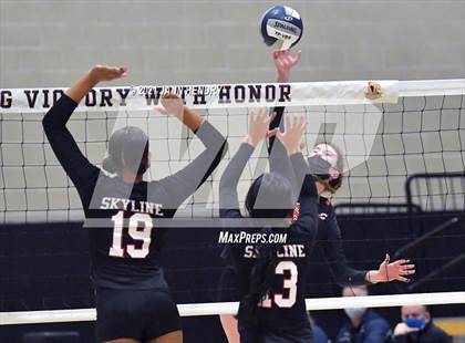 Thumbnail 3 in Skyline @ Santa Clarita Christian (CIF State D5 Final) photogallery.