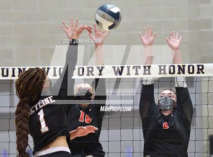 Thumbnail 2 in Skyline @ Santa Clarita Christian (CIF State D5 Final) photogallery.