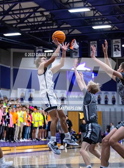 Thumbnail 3 in Highland @ Riverton photogallery.