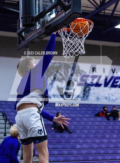 Thumbnail 1 in Highland @ Riverton photogallery.