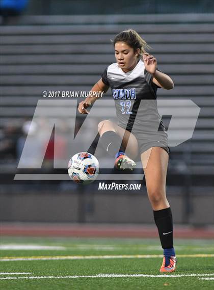 Thumbnail 3 in South Medford @ Jesuit (OSAA 6A 2nd Round Playoff) photogallery.