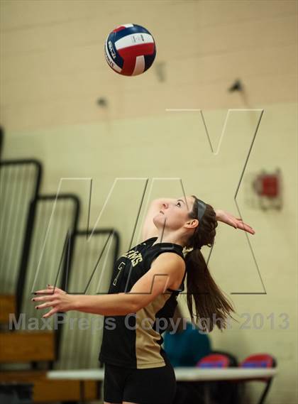 Thumbnail 2 in Foran vs. Woodland Regional (CIAC Class M Final) photogallery.