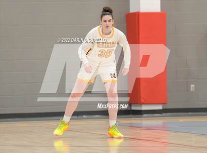 Thumbnail 3 in Bishop McNamara vs. Beaverton (NIKE Tournament of Champions) photogallery.