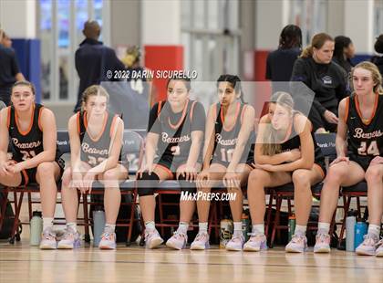 Thumbnail 2 in Bishop McNamara vs. Beaverton (NIKE Tournament of Champions) photogallery.