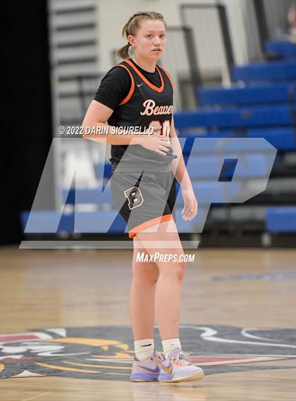 Thumbnail 1 in Bishop McNamara vs. Beaverton (NIKE Tournament of Champions) photogallery.