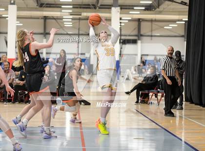 Thumbnail 2 in Bishop McNamara vs. Beaverton (NIKE Tournament of Champions) photogallery.