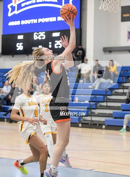 Thumbnail 3 in Bishop McNamara vs. Beaverton (NIKE Tournament of Champions) photogallery.