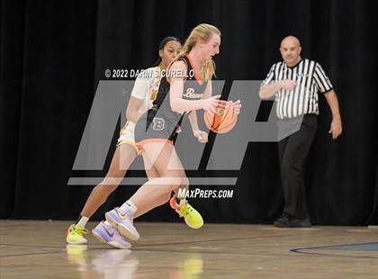 Thumbnail 3 in Bishop McNamara vs. Beaverton (NIKE Tournament of Champions) photogallery.