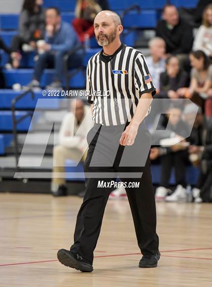 Thumbnail 3 in Bishop McNamara vs. Beaverton (NIKE Tournament of Champions) photogallery.