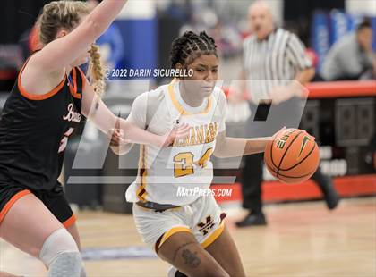 Thumbnail 2 in Bishop McNamara vs. Beaverton (NIKE Tournament of Champions) photogallery.