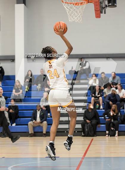 Thumbnail 1 in Bishop McNamara vs. Beaverton (NIKE Tournament of Champions) photogallery.