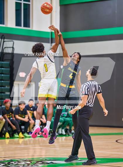 Thumbnail 3 in Wisdom vs. Sharpstown (Houston ISD Tournament) photogallery.