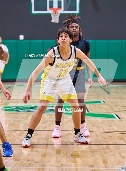 Thumbnail 3 in Wisdom vs. Sharpstown (Houston ISD Tournament) photogallery.