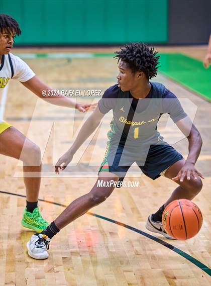 Thumbnail 1 in Wisdom vs. Sharpstown (Houston ISD Tournament) photogallery.