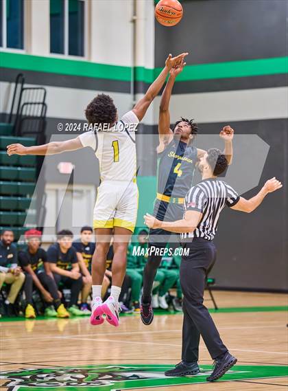 Thumbnail 1 in Wisdom vs. Sharpstown (Houston ISD Tournament) photogallery.