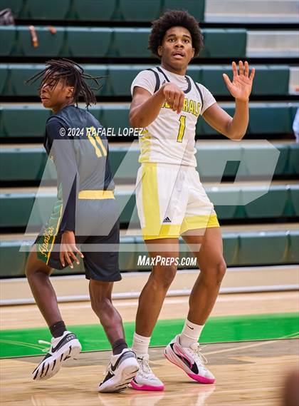 Thumbnail 3 in Wisdom vs. Sharpstown (Houston ISD Tournament) photogallery.