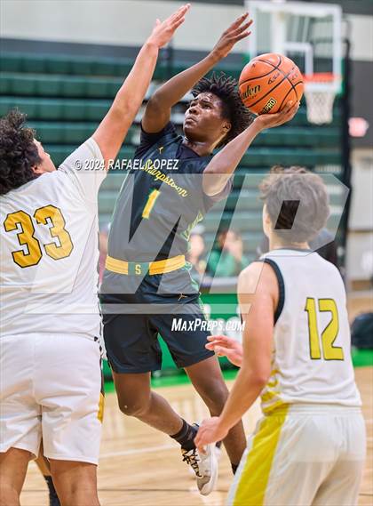 Thumbnail 1 in Wisdom vs. Sharpstown (Houston ISD Tournament) photogallery.