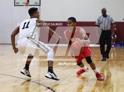 Thumbnail 3 in Helen Cox vs Mariner (Allstate Sugar Bowl Classic) photogallery.
