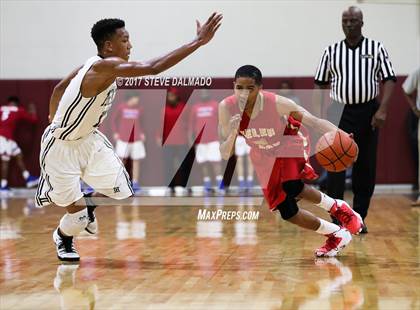 Thumbnail 1 in Helen Cox vs Mariner (Allstate Sugar Bowl Classic) photogallery.