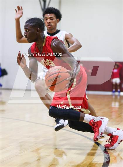 Thumbnail 3 in Helen Cox vs Mariner (Allstate Sugar Bowl Classic) photogallery.