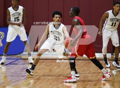 Thumbnail 2 in Helen Cox vs Mariner (Allstate Sugar Bowl Classic) photogallery.