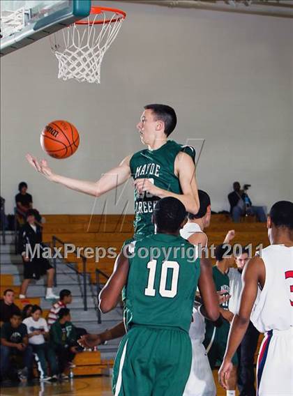 Thumbnail 2 in Sharyland vs. Pasadena (McDonald's Texas Invitational) photogallery.