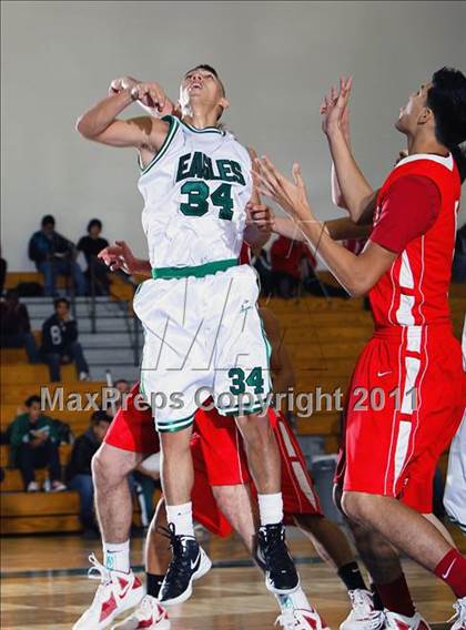 Thumbnail 2 in Sharyland vs. Pasadena (McDonald's Texas Invitational) photogallery.
