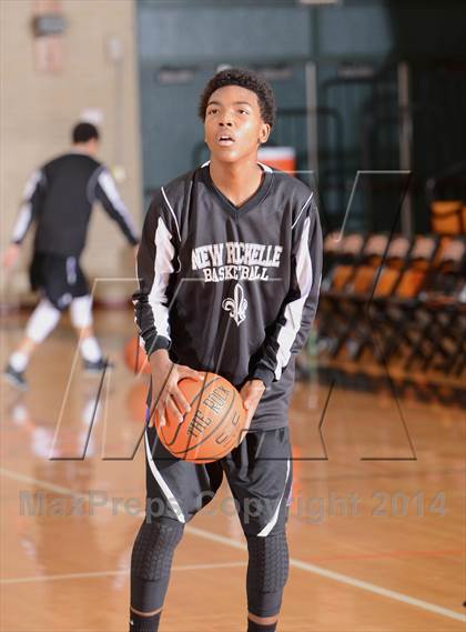 Thumbnail 3 in New Rochelle vs Mamaroneck (Class AA First Round photogallery.