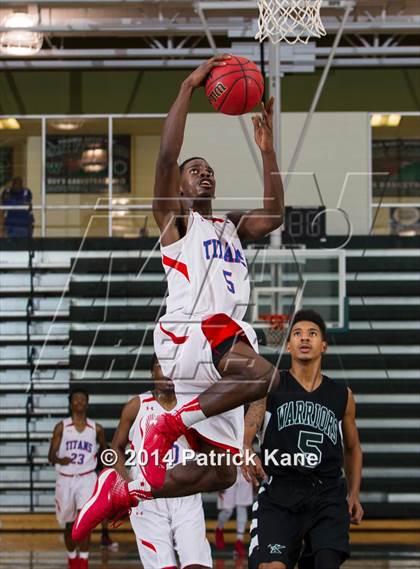 Thumbnail 3 in T.C. Williams vs. Kecoughtan (George Long Holiday Hoops Tournament) photogallery.