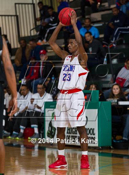 Thumbnail 3 in T.C. Williams vs. Kecoughtan (George Long Holiday Hoops Tournament) photogallery.