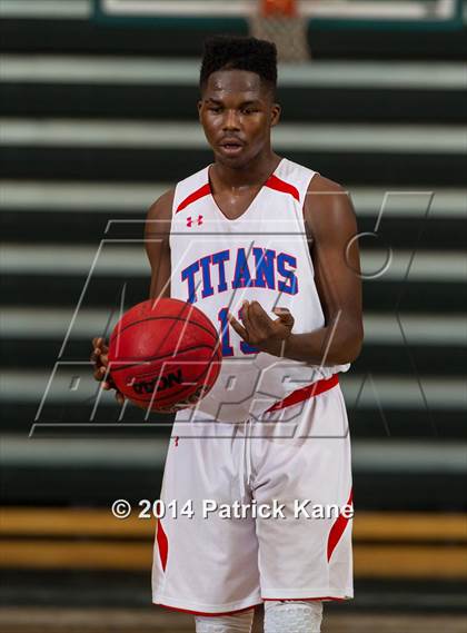 Thumbnail 1 in T.C. Williams vs. Kecoughtan (George Long Holiday Hoops Tournament) photogallery.