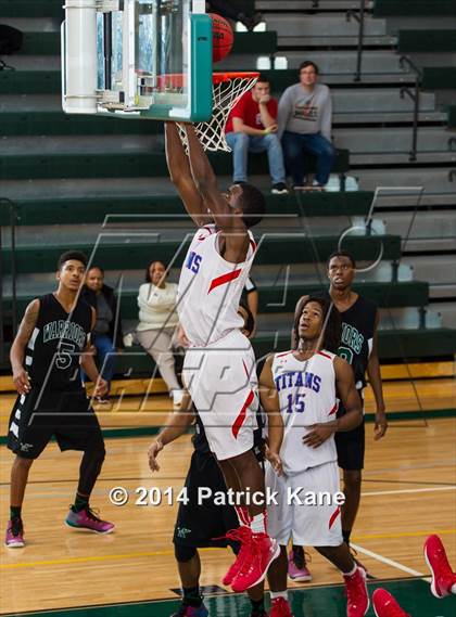 Thumbnail 3 in T.C. Williams vs. Kecoughtan (George Long Holiday Hoops Tournament) photogallery.