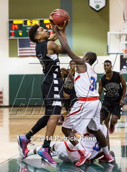 Thumbnail 2 in T.C. Williams vs. Kecoughtan (George Long Holiday Hoops Tournament) photogallery.