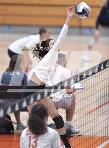 Thumbnail 1 in Huntington Beach vs. Tesoro (Dave Mohs Classic) photogallery.
