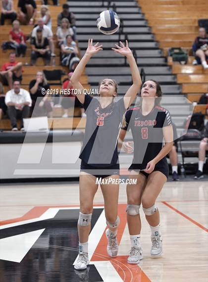 Thumbnail 2 in Huntington Beach vs. Tesoro (Dave Mohs Classic) photogallery.