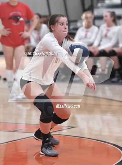 Thumbnail 3 in Huntington Beach vs. Tesoro (Dave Mohs Classic) photogallery.