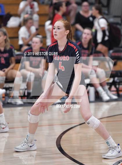 Thumbnail 2 in Huntington Beach vs. Tesoro (Dave Mohs Classic) photogallery.