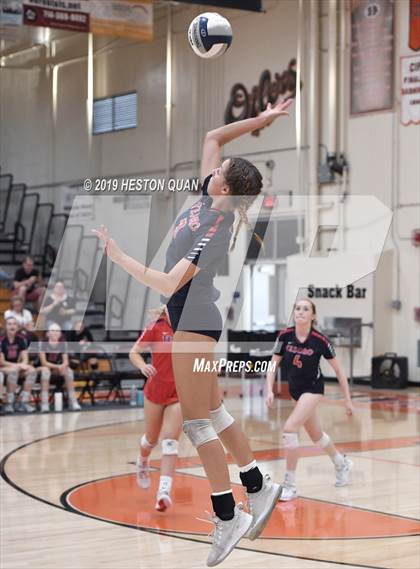 Thumbnail 2 in Huntington Beach vs. Tesoro (Dave Mohs Classic) photogallery.