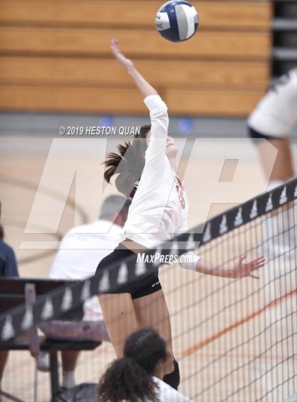 Thumbnail 3 in Huntington Beach vs. Tesoro (Dave Mohs Classic) photogallery.