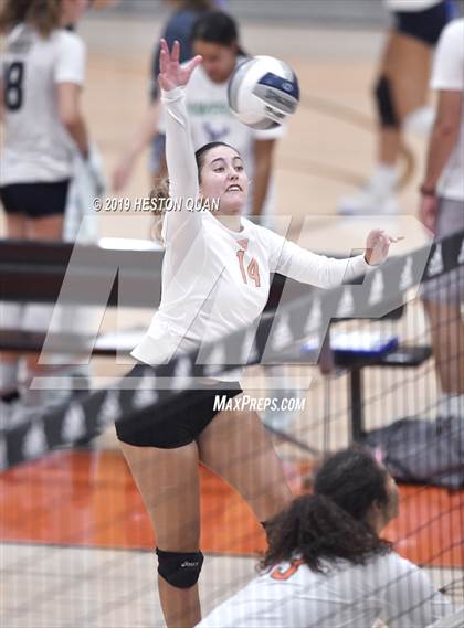 Thumbnail 2 in Huntington Beach vs. Tesoro (Dave Mohs Classic) photogallery.