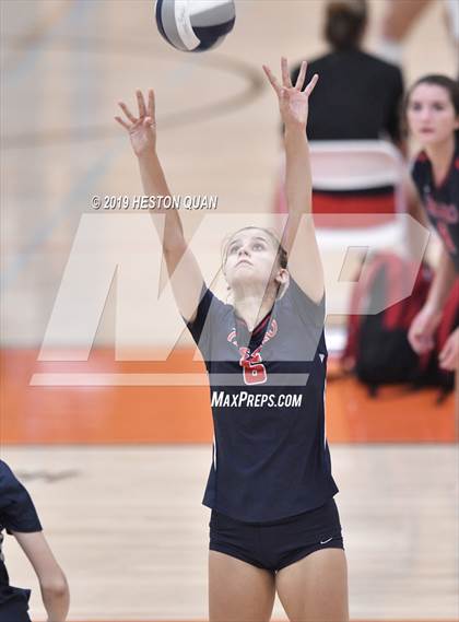 Thumbnail 3 in Huntington Beach vs. Tesoro (Dave Mohs Classic) photogallery.