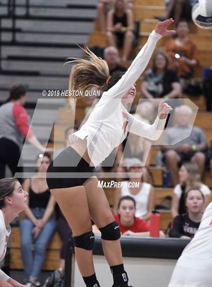 Thumbnail 3 in Huntington Beach vs. Tesoro (Dave Mohs Classic) photogallery.