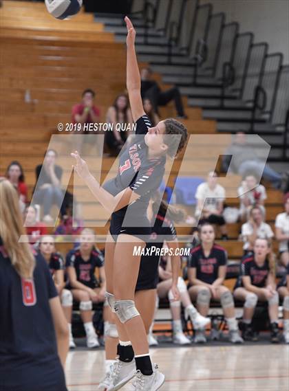 Thumbnail 2 in Huntington Beach vs. Tesoro (Dave Mohs Classic) photogallery.