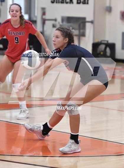 Thumbnail 1 in Huntington Beach vs. Tesoro (Dave Mohs Classic) photogallery.