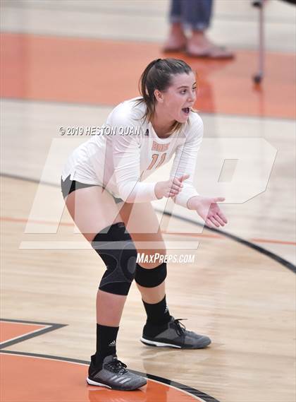Thumbnail 1 in Huntington Beach vs. Tesoro (Dave Mohs Classic) photogallery.