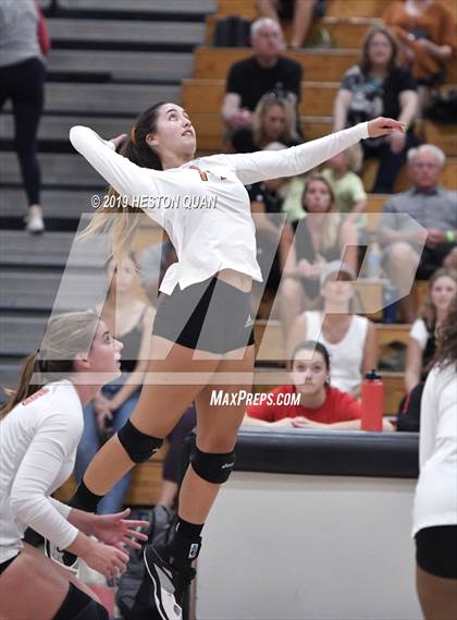 Thumbnail 1 in Huntington Beach vs. Tesoro (Dave Mohs Classic) photogallery.