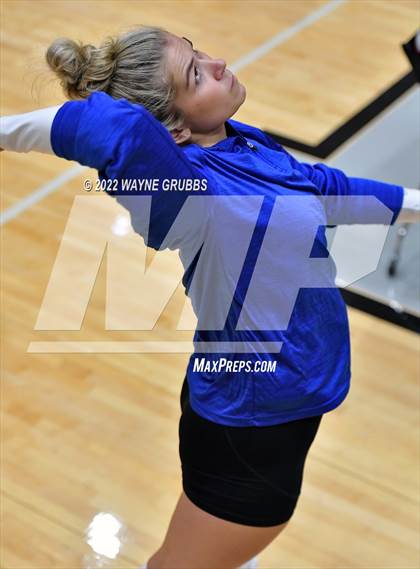 Thumbnail 3 in Spring Hill @ Marshall photogallery.