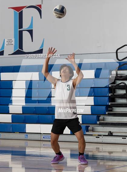 Thumbnail 1 in Westmoor vs. Los Altos (Days and Knights Tourney) photogallery.